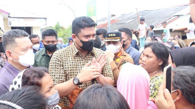 Kolaborasi Bobby Nasution dengan Kementerian PUPR Berbuah Program Penanganan Banjir Rob dan Kemiskinan di Belawan