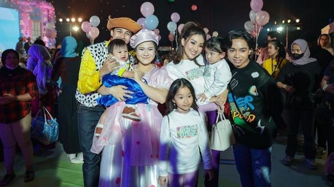 Potret Ulang Tahun Bible (Instagram/@felicyangelista_)