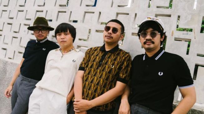 Siapa The Panturas? Band Surf Rock Ajak Puan Tabur Bunga di Kanjuruhan