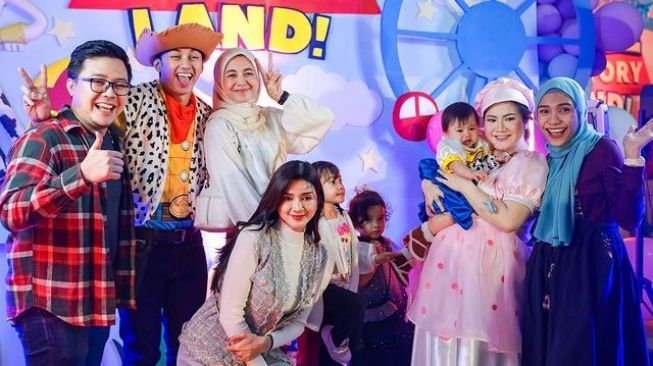 Potret Ulang Tahun Bible (Instagram/@felicyangelista_)