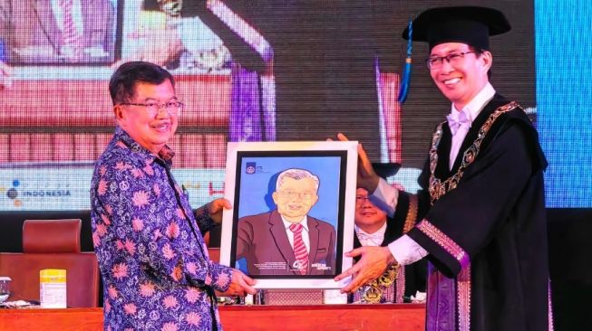 Jusuf Kalla Minta Kampus Ajari Mahasiswa Padukan Riset dan Bisnis, Seperti Penemu Microsoft Bill Gates