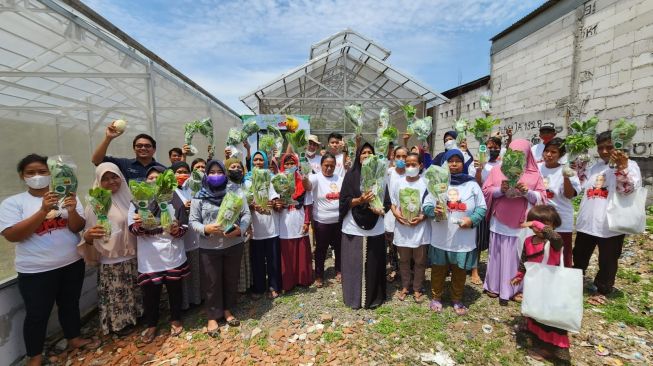 Lewat Program Sedekah Sayur Relawan Ganjar, Omset Petani Naik 5 Kali Lipat