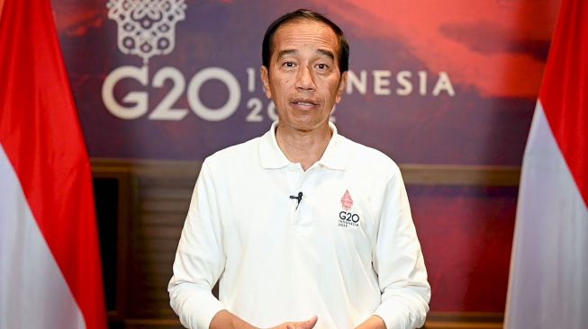 Presiden Jokowi saat menyampaikan keterangannya di Hotel Apurva Kempinski, Kabupaten Badung, Bali, Rabu (16/11/2022). (Biro Pers Sekretariat Presiden)