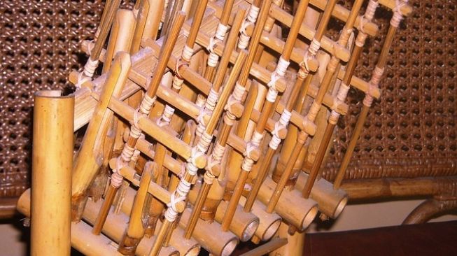 Ketahui Cara Main Angklung, Agar Bisa Tampil di Hari Angklung Sedunia 16 November