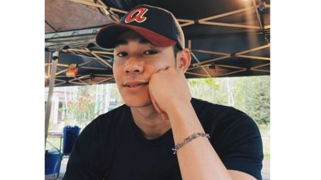 Trend Sound 'Aku Ada Type' di TikTok, Profil Meerqeen Si Aktor Tampan yang Bikin Candu Gegara Konten Swipenya