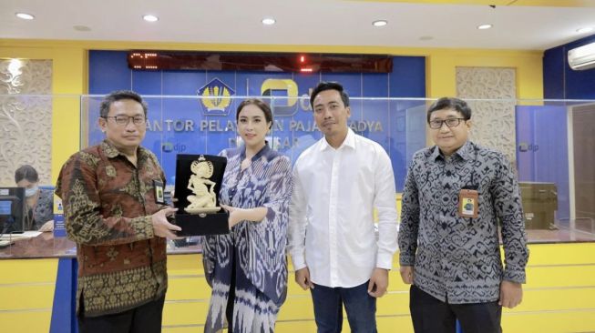 Maharani Kemala dan Dewa Gede Adiputra Ajak Pengusaha dan Masyarakat Bali untuk Taat Pajak