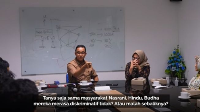 Anies Baswedan membahas soal sebutan politik identitas. (YouTube/Anies Baswedan)