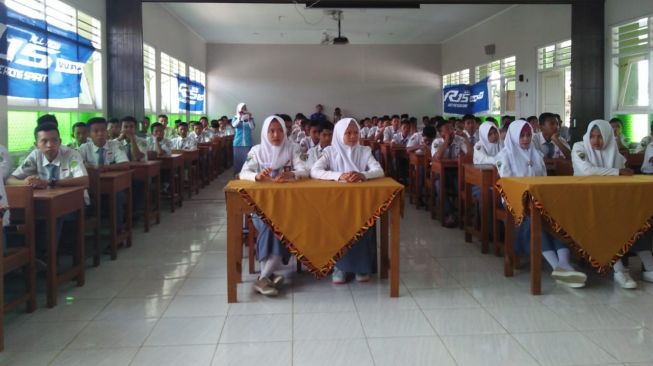 Peserta Fazzio Youth Project, SMK Maarif Kroya 1 [Yamaha Indonesia].