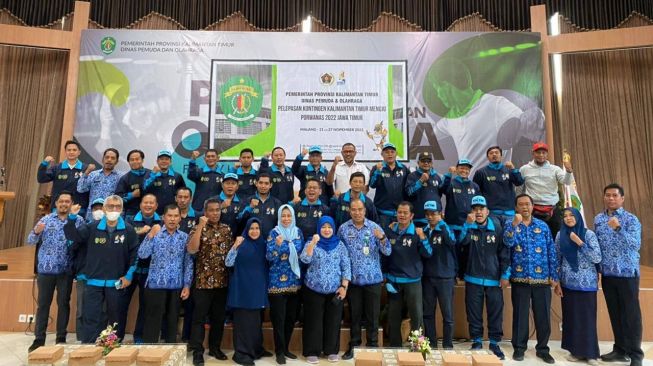 Kontingen Porwanas ke XIII PWI Kaltim Dilepas, Siap Jadi Tuan Rumah Porwana