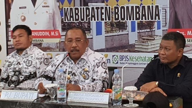 Pj Bupati Bombana Resmikan Layanan PN Pasarwajo