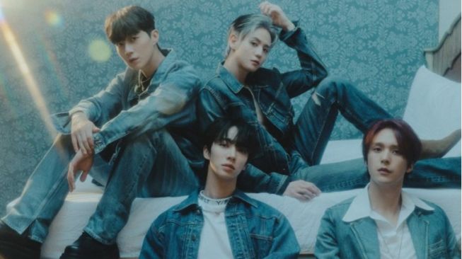 Lagi, HIGHLIGHT 'Alone' Sukses Bawa Pulang Trofi ke-3 di Music Bank