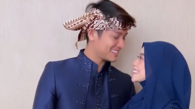 Lesti Kejora dan Rizky Billar Pose Romantis (IG: @guginugraha)