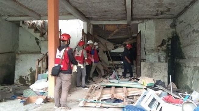 Sampaikan Duka Cita, JK Minta PMI dan Relawan Turun Bantu Para Korban Gempa Cianjur