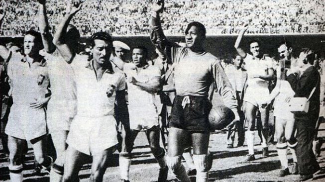 Kiper legendaris timnas Brasil, Moacir Barbosa yang jadi kambing hitam kegagalan Selecao di Piala Dunia 1950. [Dok. odioeternoalfutbolmoderno.es]