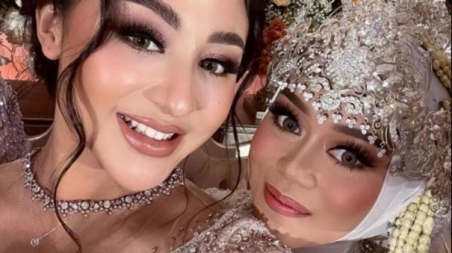 Gaya Artis Jadi Bridesmaid (Instagram/marginw)