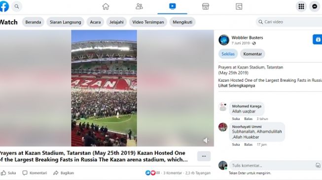 CEK FAKTA: Salat berjamaah di stadion Piala Dunia Qatar. (bidik layar Facebook)