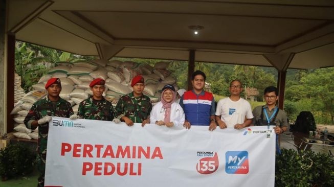 Pertamina Salurkan 12 Ton Beras Bantu Dapur Umum untuk Korban Gempa Cianjur