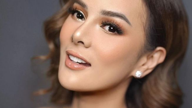 Artis Melahirkan di Luar Negeri (Instagram/@kinaryosihmoney)