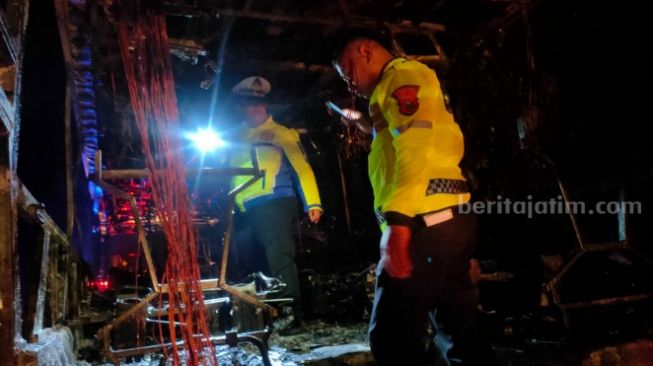 Bus Gunung Harta Terbakar Hebat di Lamongan, Begini Nasib 24 Penumpangnya