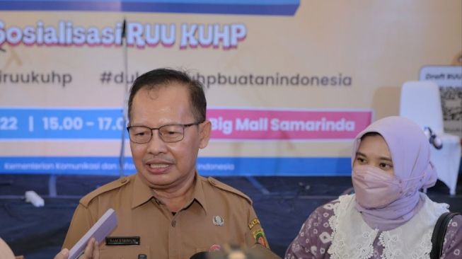 Kominfo Ajak Masyarakat Samarinda Melek RUU KUHP Melalui Pertunjukan Rakyat