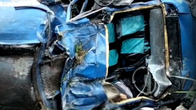Truk Tangki Solar Kecelakaan di Cigudeg Bogor, Dua Orang Tewas