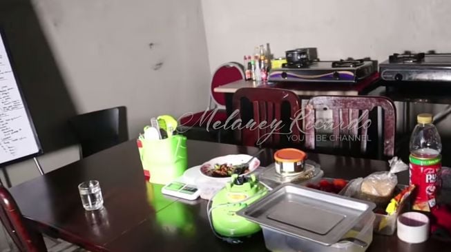   Transformasi Rumah Pinkan Mambo (YouTube/Melaney Richardo)