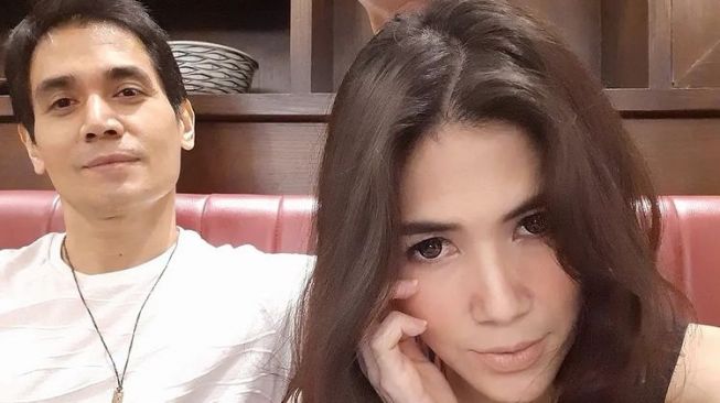 Potret Mesra Tyo Nugros dan Pacar (Instagram/@realnugros)