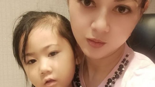 Potret Cantik Yukari Anak Lastmi AFI (Instagram/dewi_lastmi)