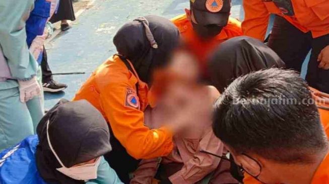 Sorotan Kemarin, Siswi SMP Surabaya Nekat Bunuh Diri sampai Balita Dicurigai Diculik Genderuwo