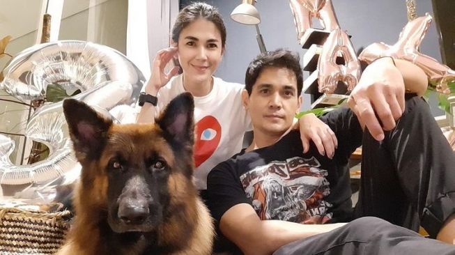 Potret Mesra Tyo Nugros dan Pacar (Instagram/@realnugros)