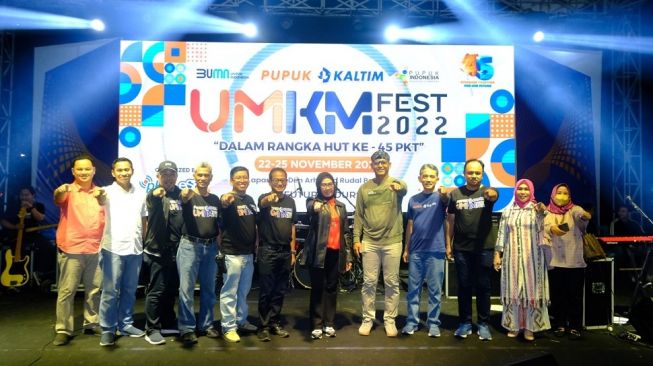 Tingkatkan Peluang Ekonomi Kreatif, Pupuk Kaltim Fasilitasi Pelaku Usaha Mikro Kecil di Festival UMKM 2022