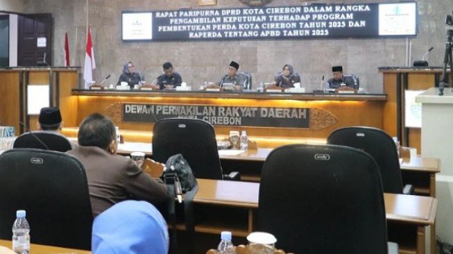 Sah! Raperda APBD TA 2023 Diketok Palu Jadi Perda