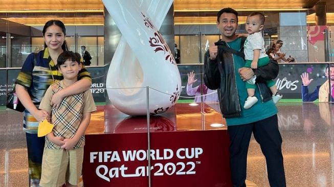 Potret Nagita Slavina di Qatar (Instagram/@raffinagita1717)