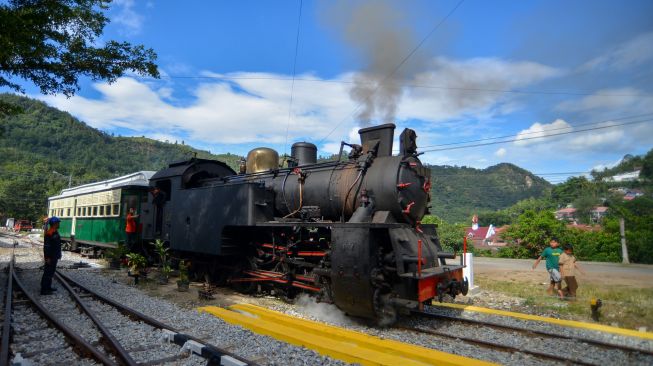 Jalur Kereta Api Bersejarah Sumbar Hidup Kembali? Ini Kata Balai Teknik