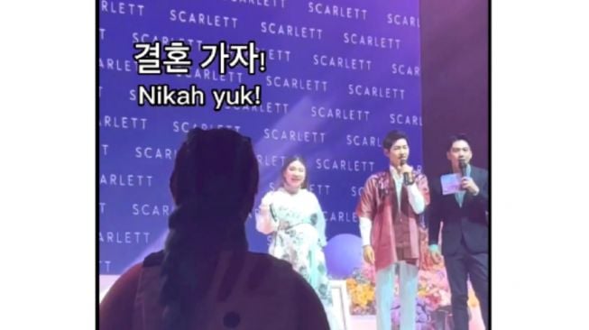 Aksi Lucu Chika Jessica ke Song Joong Ki di Acara Scarlett Beauty Verse, Lompat Bareng hingga Ajak Nikah