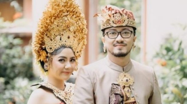 Diduga Pindah Agama ke Hindu Gegara Nikah Pakai Adat Bali, Gilang Bhaskara: Semoga Hari Kalian Menyenangkan!