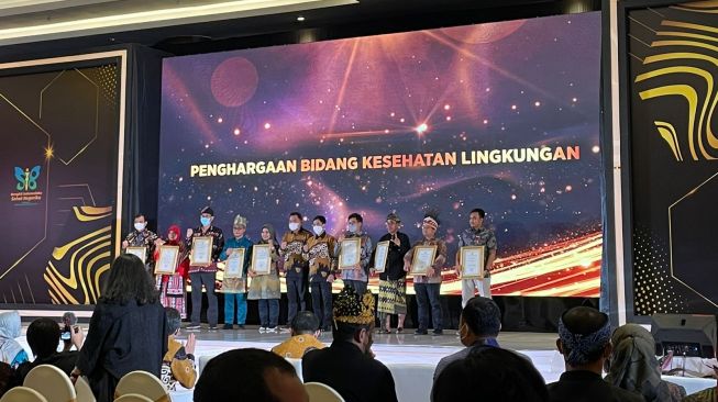 Wujudkan Penyelenggaraan Pelabuhan Sehat, Pupuk Kaltim Terima Penghargaan dari Kemenkes