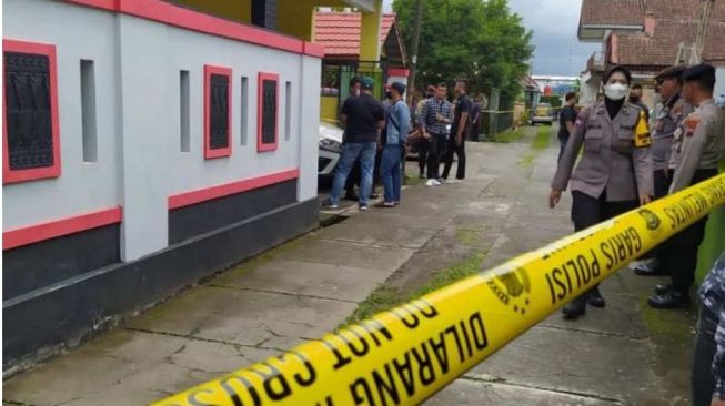 Diduga Keracunan, Satu Keluarga di Magelang Tewas di dalam Rumah