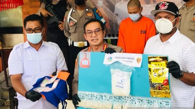 1 Kg Sabu Dan 2 Ribu Butir Ekstasi Nyaris Beredar Saat Tahun Baru di Bali