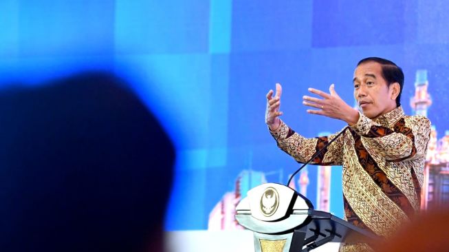Hilirisasi Bahan Tambang, Jokowi: Jangan Berhenti di Nikel Meski Kalah di WTO