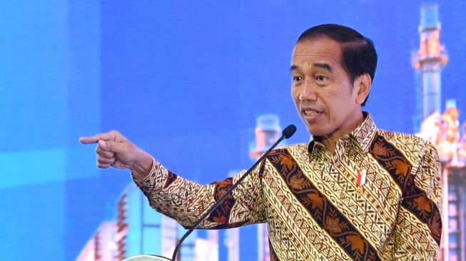 Jokowi Sindir Perbankan yang Tak Mau Lirik Pinjaman Mikro