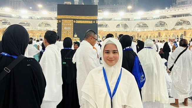  Potret Perjalanan Umrah Tissa Biani (instagram/@tissabiani)