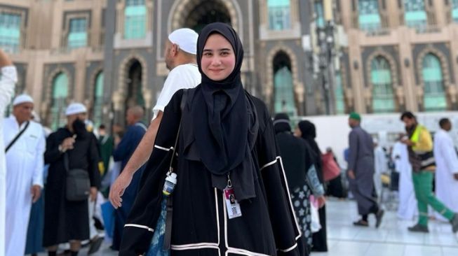  Potret Perjalanan Umrah Tissa Biani (instagram/@tissabiani)