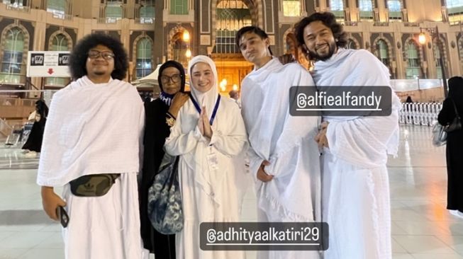  Potret Perjalanan Umrah Tissa Biani (instagram/@tissabiani)