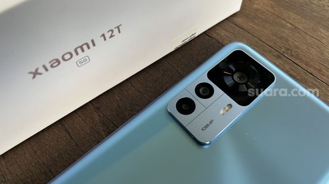 Xiaomi 12T. [Suara.com/Dicky Prastya] 