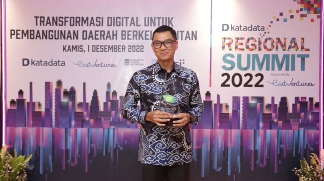 Miliki Komitmen dan Leadership Kuat Untuk Transisi Energi, PLN Raih Green Initiative Awards 2022