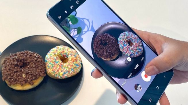 Cara Bikin Konten Awesome Pakai Kamera 108MP Galaxy A73 5G