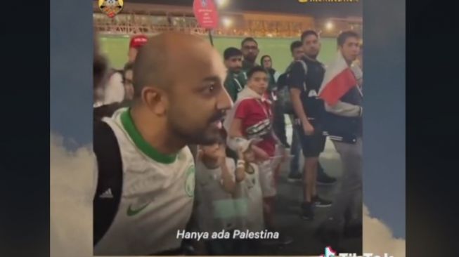 Diwawancarai Jurnalis Asal Israel, Suporter Timnas Jerman: Bebaskan Palestina!