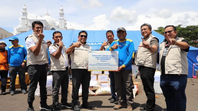 Jamkrindo Kembali Salurkan Bantuan Sembako, Sarana Prasarana dan Layanan Trauma Healing di Cianjur