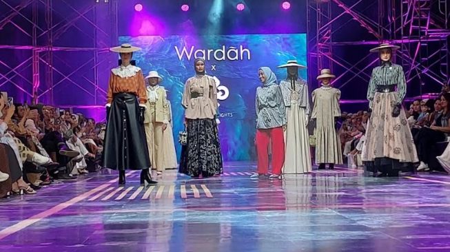 Desainer Ungkap Tren Fashion 2023: Warna Lebih Terang